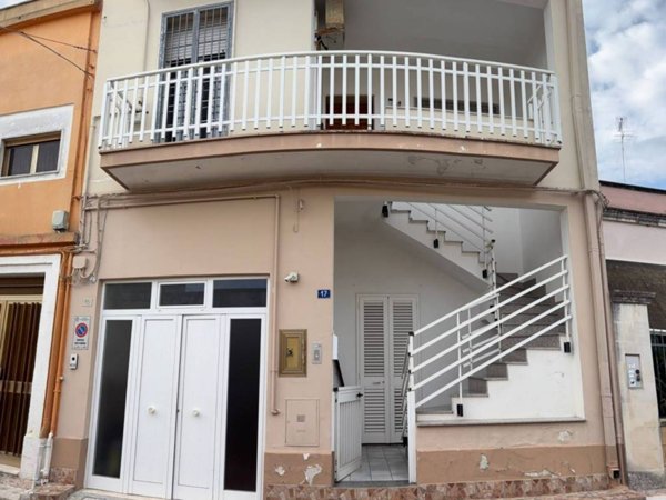 intera palazzina in vendita a San Pietro Vernotico