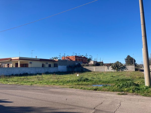 negozio in vendita a San Pietro Vernotico