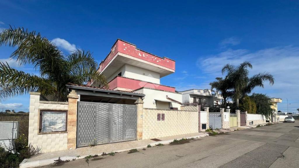 appartamento in vendita a San Pietro Vernotico in zona Campo di Mare