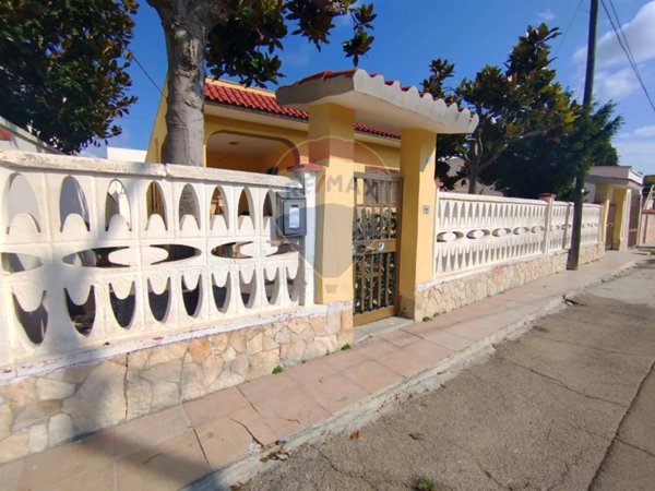 casa indipendente in vendita a San Pietro Vernotico in zona Campo di Mare
