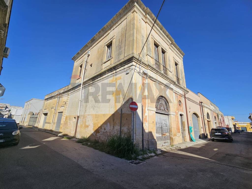 casa indipendente in vendita a San Pietro Vernotico
