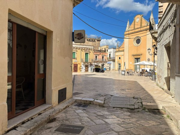 locale commerciale in vendita a San Pietro Vernotico