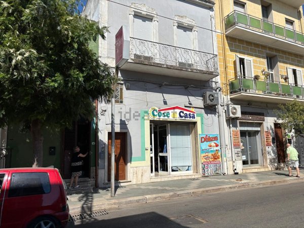 locale commerciale in vendita a San Pietro Vernotico