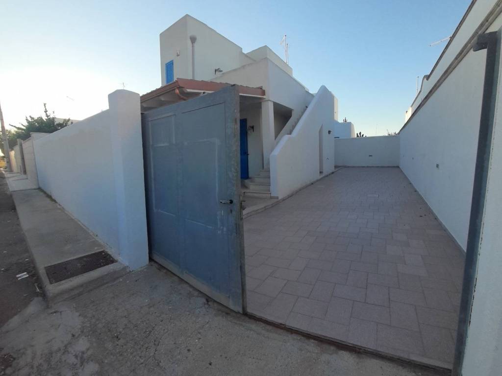 casa indipendente in vendita a San Pietro Vernotico in zona Campo di Mare
