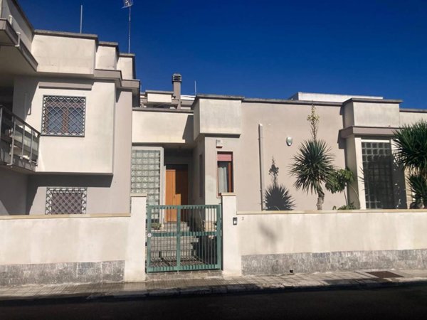 casa indipendente in vendita a San Pietro Vernotico