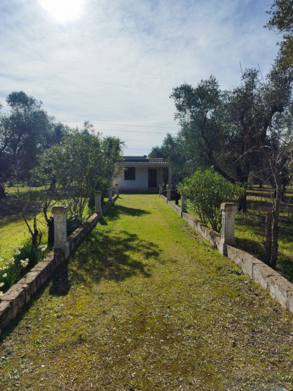 casa indipendente in vendita a San Vito dei Normanni