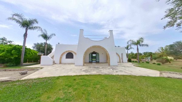 casa indipendente in vendita a San Vito dei Normanni