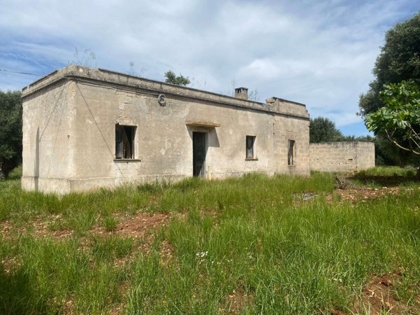 casa indipendente in vendita a San Vito dei Normanni in zona Centro Storico