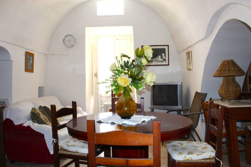 casa indipendente in vendita a San Vito dei Normanni