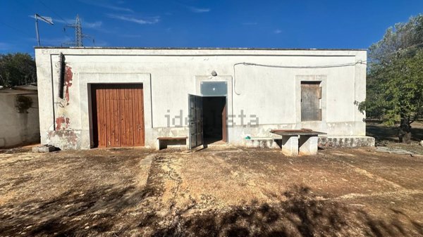 casa indipendente in vendita a San Vito dei Normanni
