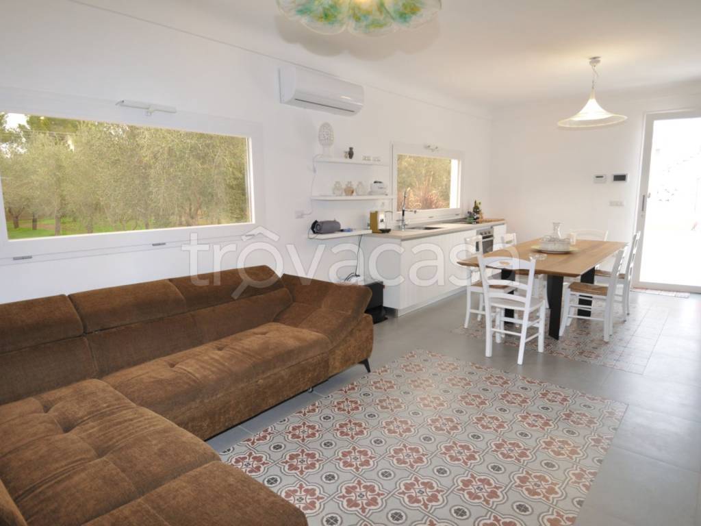 casa indipendente in vendita a San Vito dei Normanni