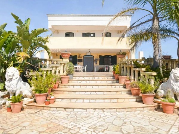 casa indipendente in vendita a San Vito dei Normanni