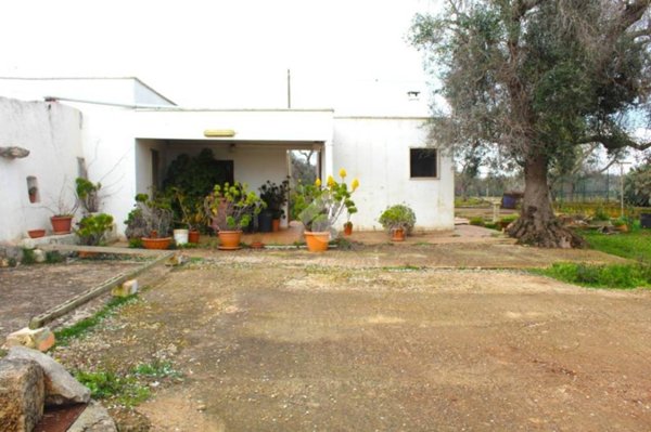 casa indipendente in vendita a San Vito dei Normanni