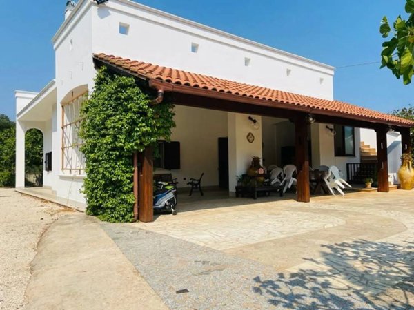casa indipendente in vendita a San Vito dei Normanni