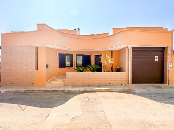 casa indipendente in vendita a San Vito dei Normanni