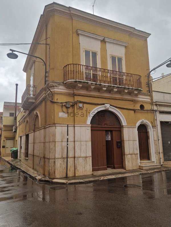 casa indipendente in vendita a San Vito dei Normanni