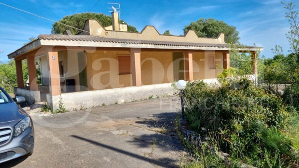 casa indipendente in vendita a San Vito dei Normanni