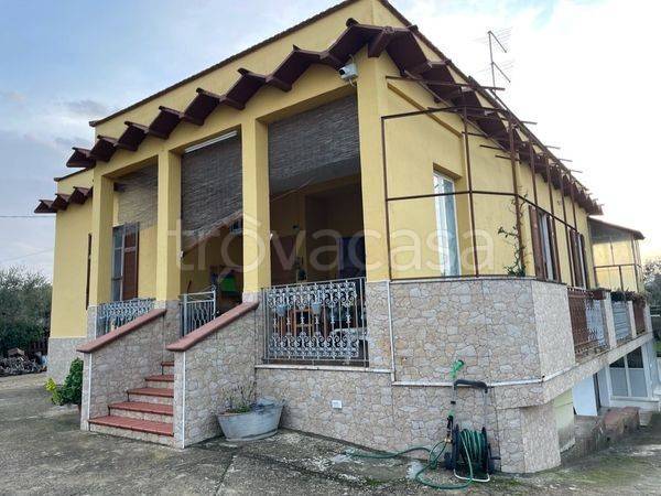 casa indipendente in vendita a San Vito dei Normanni