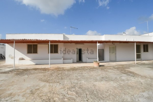 casa indipendente in vendita a San Vito dei Normanni