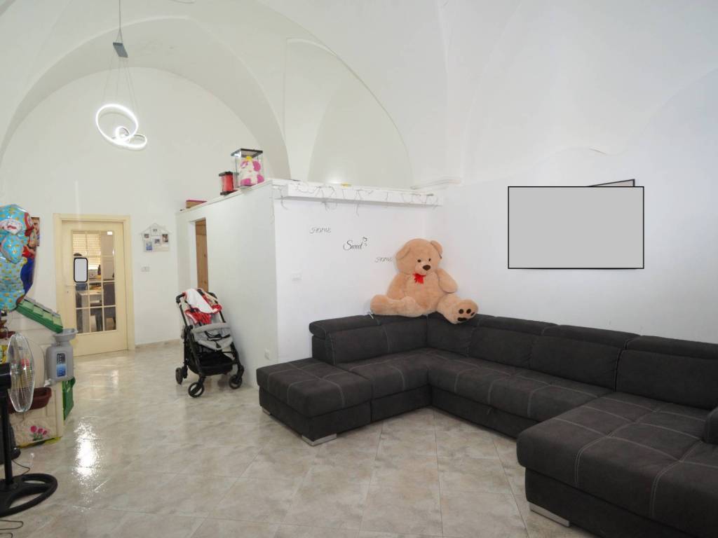 casa indipendente in vendita a San Vito dei Normanni in zona Centro Storico
