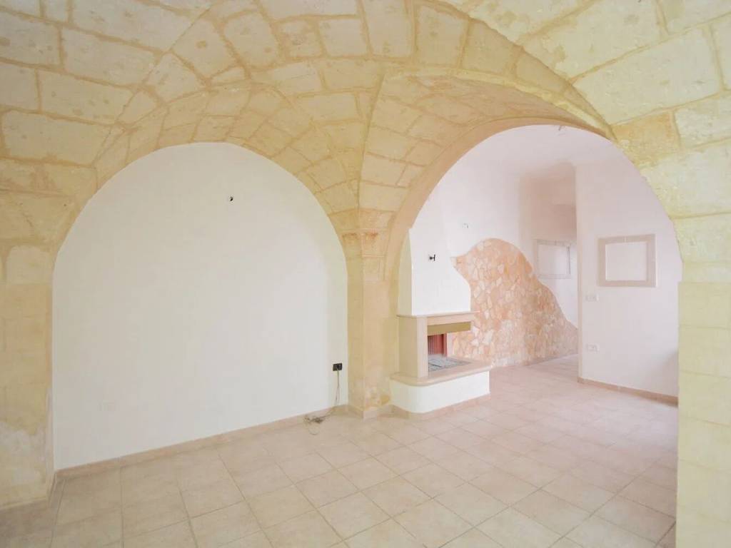 appartamento in vendita a San Vito dei Normanni in zona Centro Storico