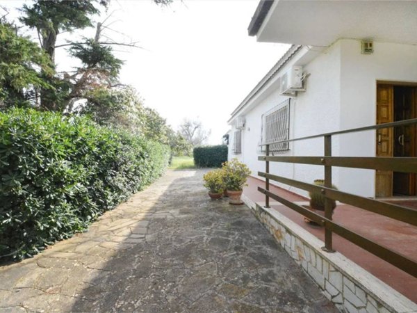 casa indipendente in vendita a San Vito dei Normanni