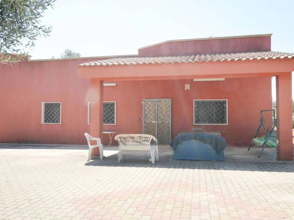 casa indipendente in vendita a San Vito dei Normanni