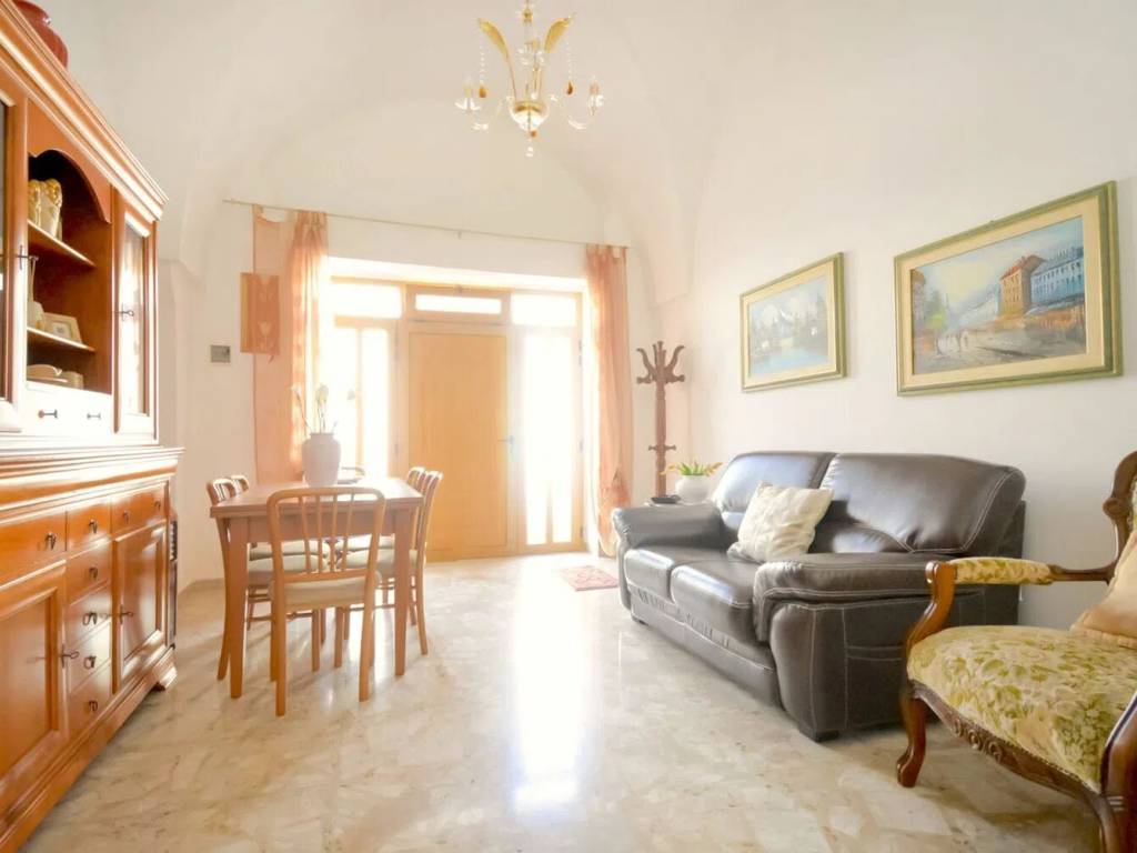 casa indipendente in vendita a San Vito dei Normanni