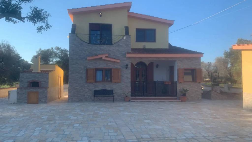casa indipendente in vendita a San Vito dei Normanni