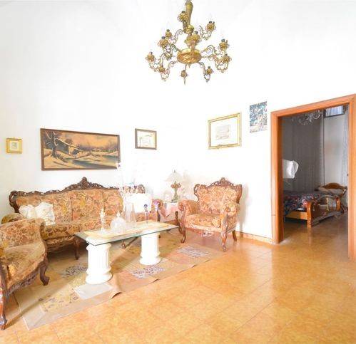 casa indipendente in vendita a San Vito dei Normanni in zona Centro Storico