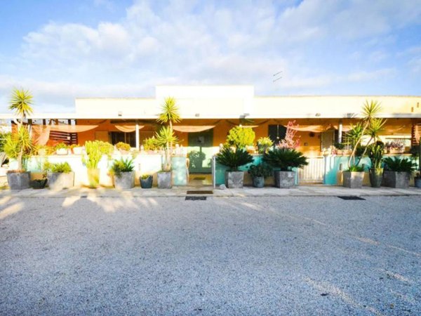 casa indipendente in vendita a San Vito dei Normanni