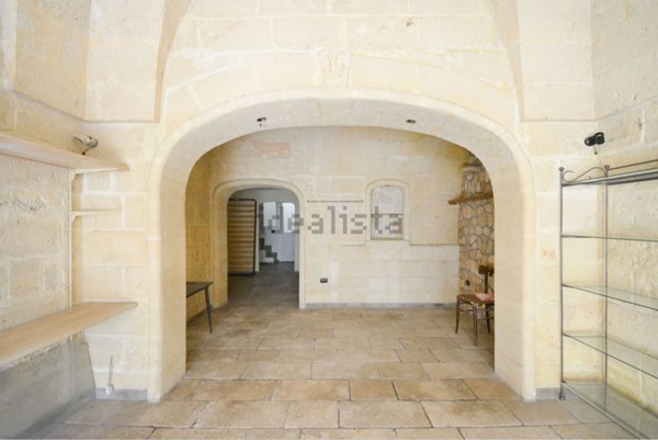 casa indipendente in vendita a San Vito dei Normanni