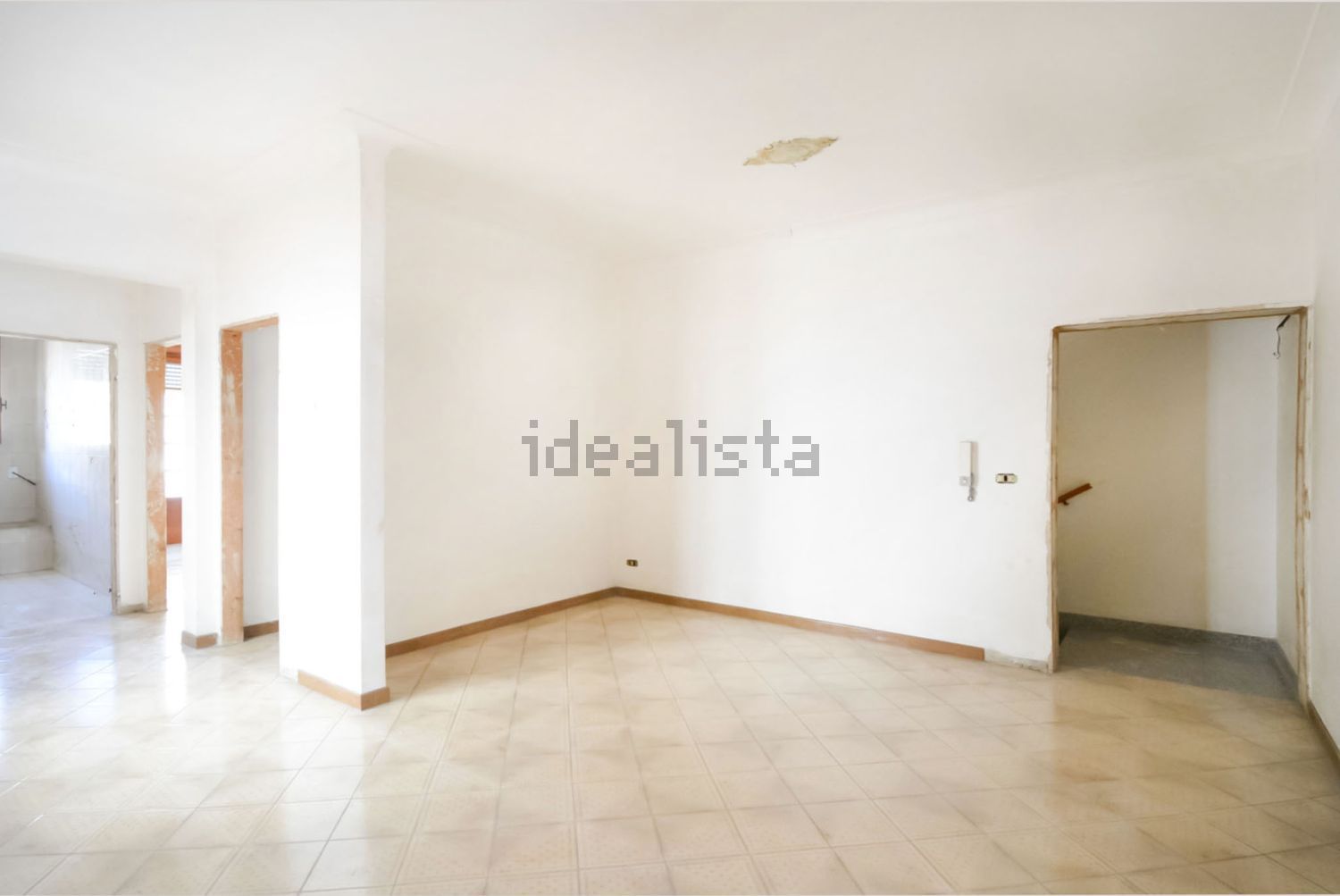 esavano in vendita a San Vito dei Normanni