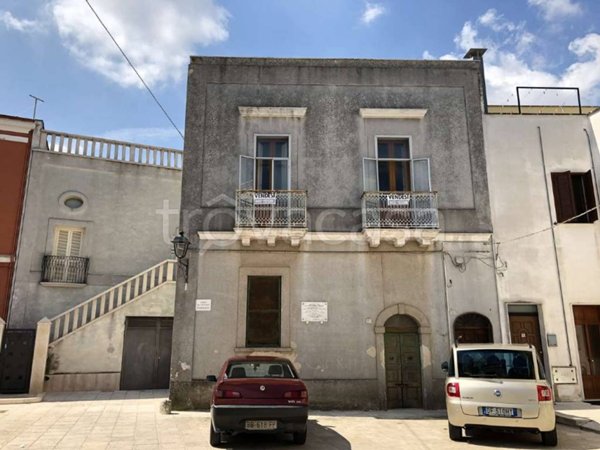 appartamento in vendita a San Vito dei Normanni in zona Centro Storico