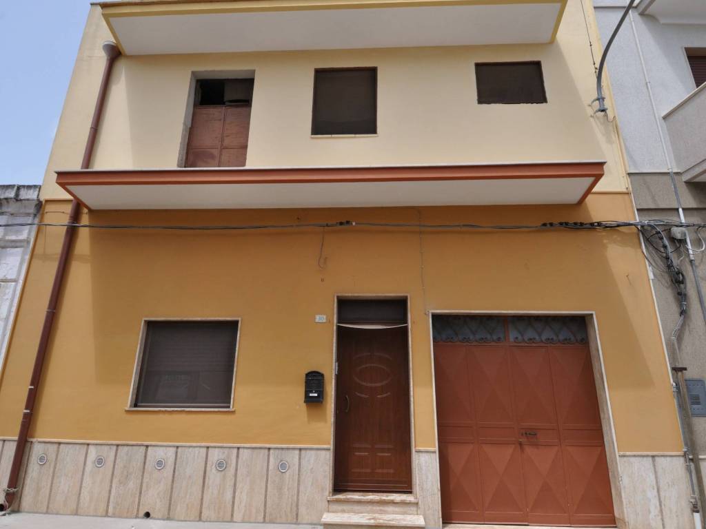 casa indipendente in vendita a San Vito dei Normanni