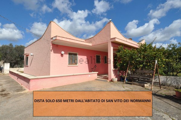 casa indipendente in vendita a San Vito dei Normanni