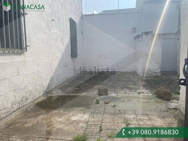 casa indipendente in vendita a San Vito dei Normanni in zona Centro Storico