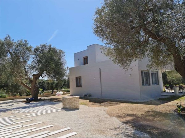 casa indipendente in vendita a San Vito dei Normanni