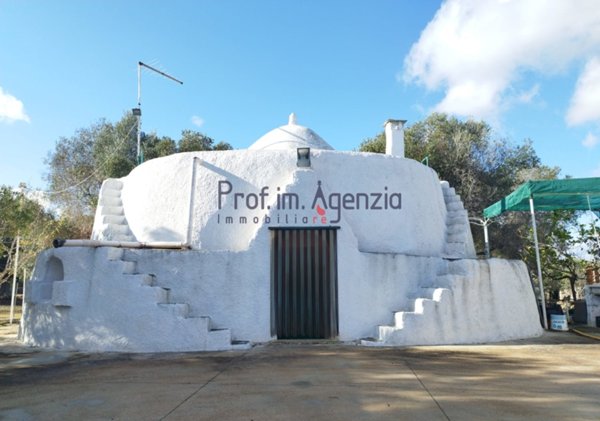negozio in vendita a San Vito dei Normanni