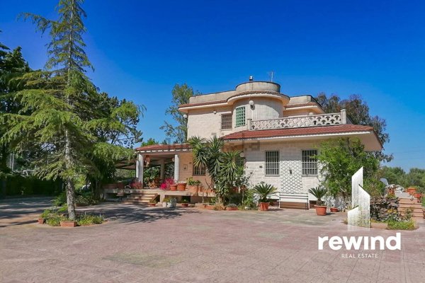 casa indipendente in vendita a San Vito dei Normanni in zona Poggioreale