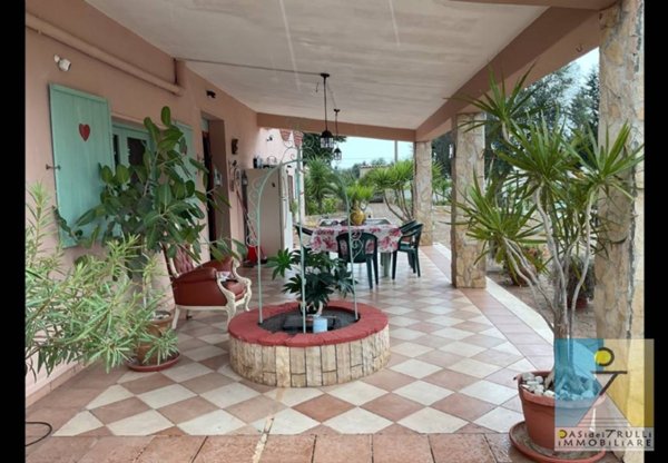 casa indipendente in vendita a San Vito dei Normanni