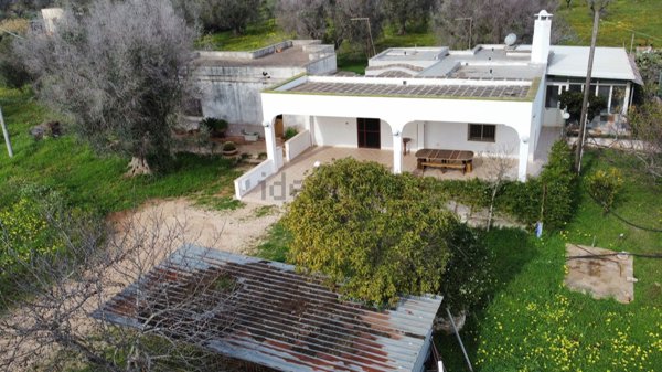 casa indipendente in vendita a San Vito dei Normanni