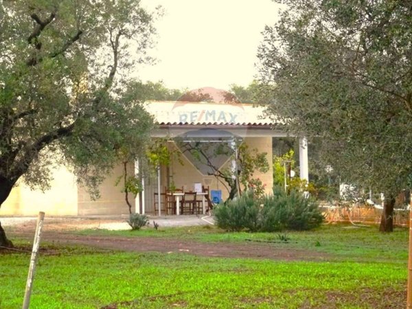 casa indipendente in vendita a San Vito dei Normanni