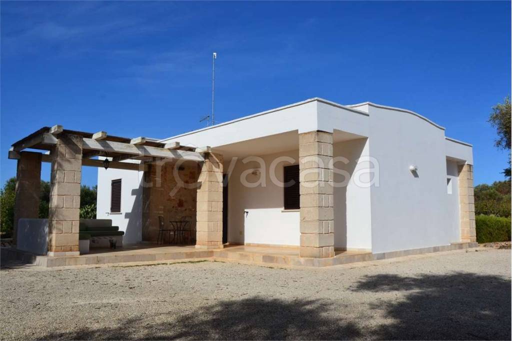 casa indipendente in vendita a San Vito dei Normanni in zona Centro Storico