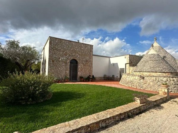 casa indipendente in vendita a San Vito dei Normanni