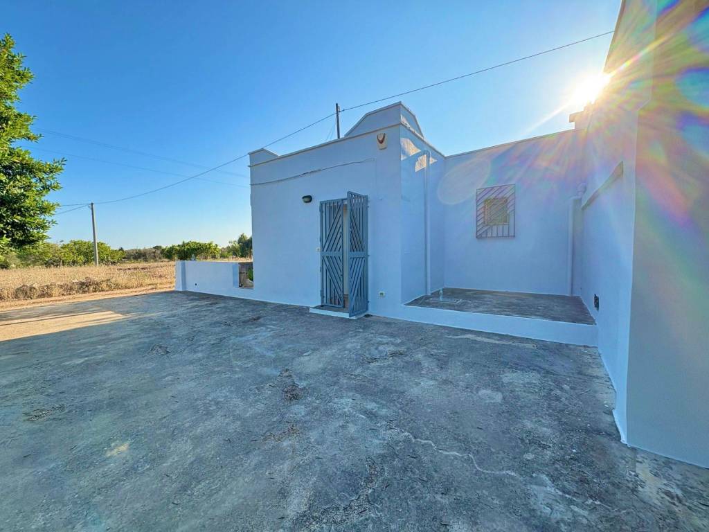 casa indipendente in vendita a San Vito dei Normanni