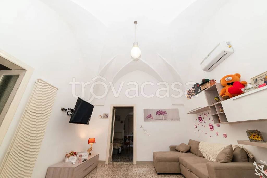 casa indipendente in vendita a San Vito dei Normanni in zona Centro Storico