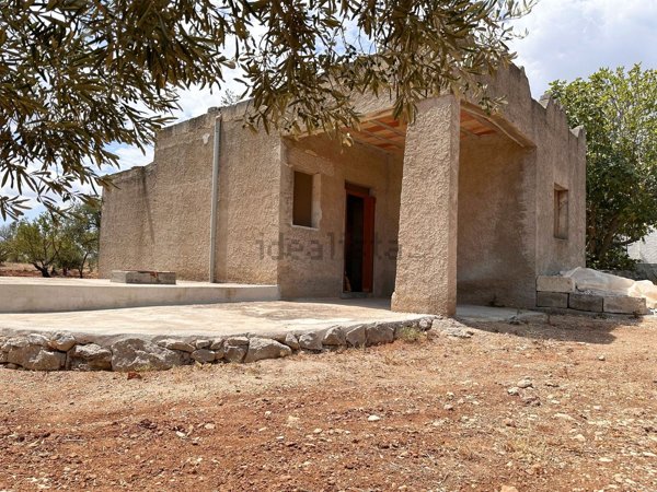 casa indipendente in vendita a San Vito dei Normanni