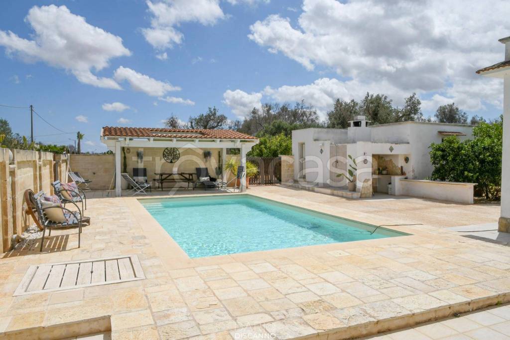 casa indipendente in vendita a San Vito dei Normanni