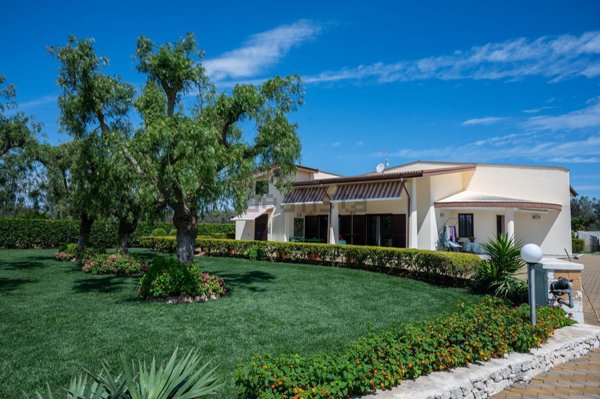 casa indipendente in vendita a San Vito dei Normanni